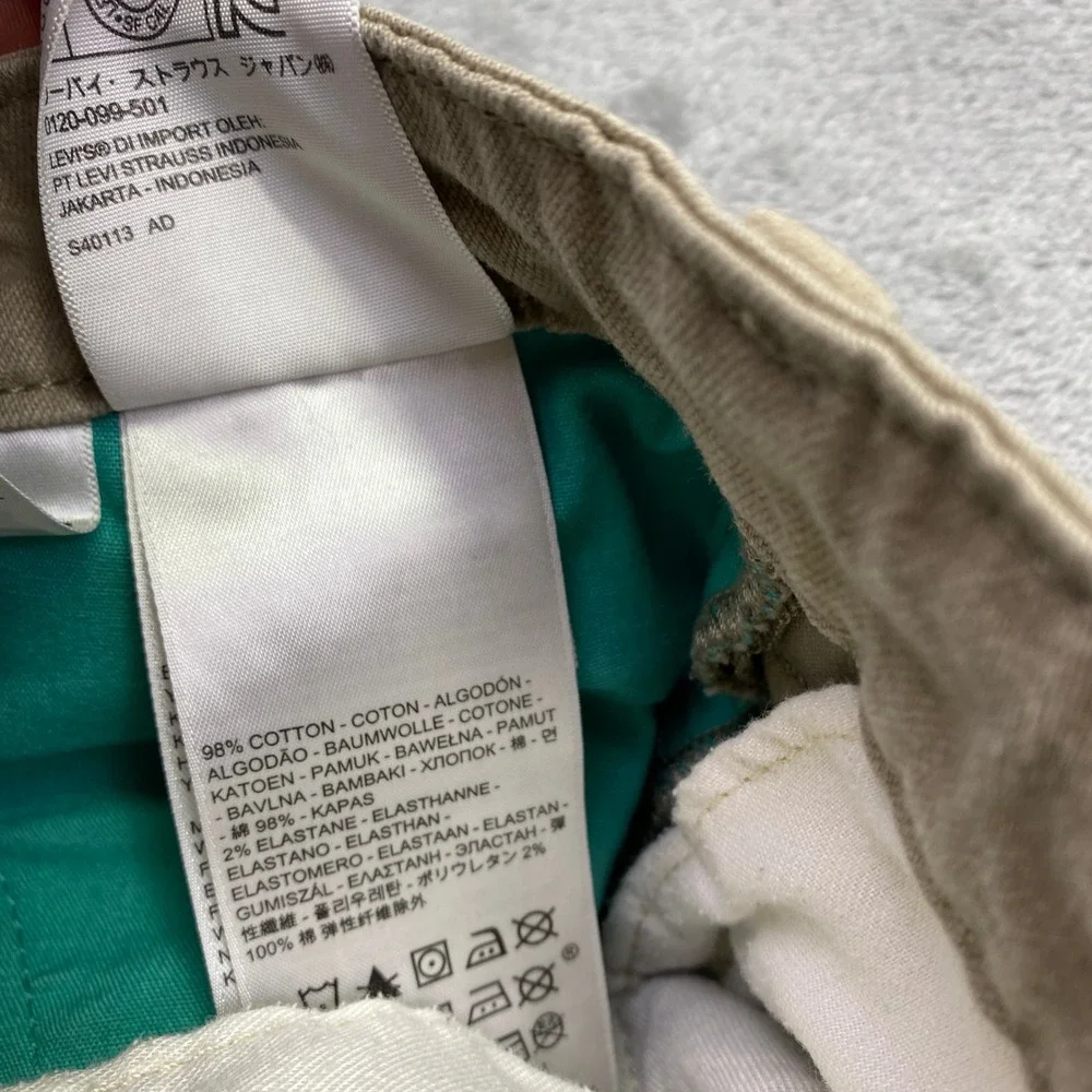 Levi's Khaki Pants Slim Fit Stretch Men Size 32 Fits 30